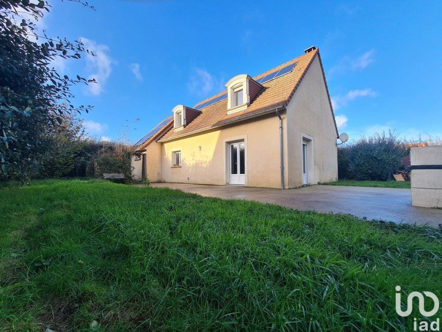 House 6 rooms of 110 m² in Bayeux (14400)