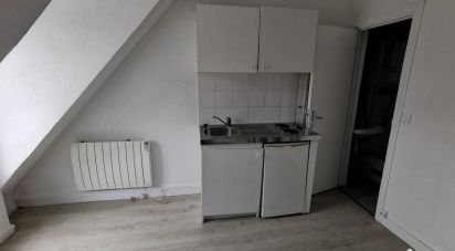 Apartment 1 room of 10 m² in Paris (75017)
