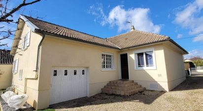 House 6 rooms of 130 m² in Roches-Prémarie-Andillé (86340)