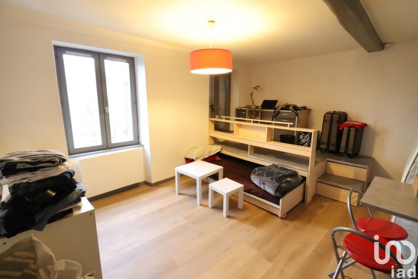 Appartement 1 pièce de 24 m² à Clermont-Ferrand (63000)
