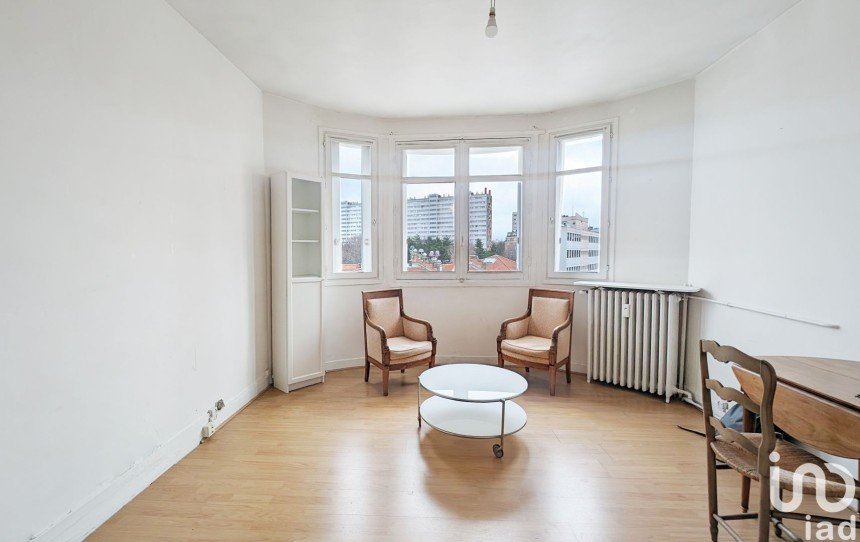 Appartement 2 pièces de 40 m² à Paris (75015)