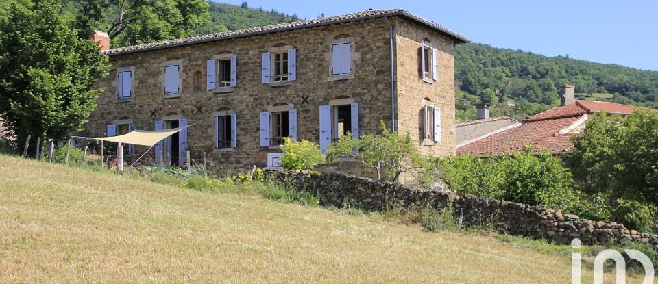House 9 rooms of 268 m² in Pélussin (42410)