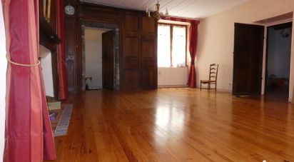 House 6 rooms of 135 m² in Lamothe (43100)