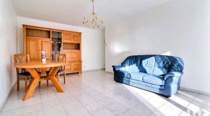 Apartment 3 rooms of 63 m² in Moissy-Cramayel (77550)