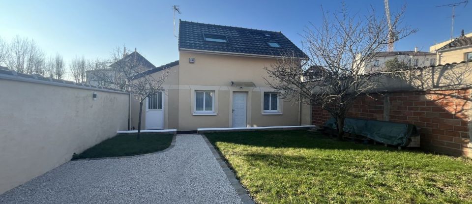 House 6 rooms of 122 m² in Gagny (93220)