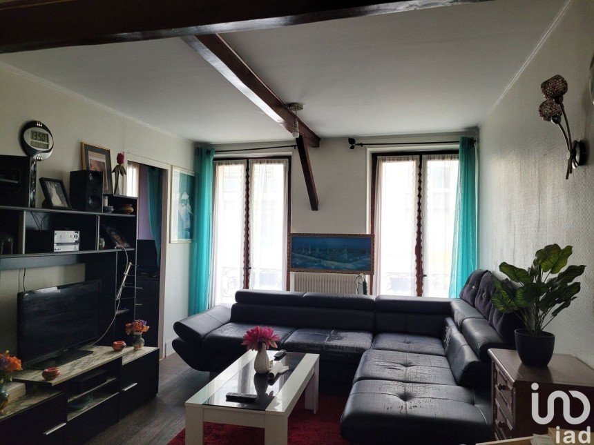 Appartement 2 pièces de 31 m² à Suresnes (92150)