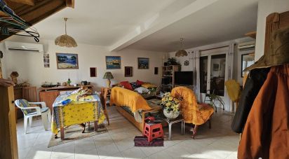 Maison 4 pièces de 91 m² à Bormes-les-Mimosas (83230)