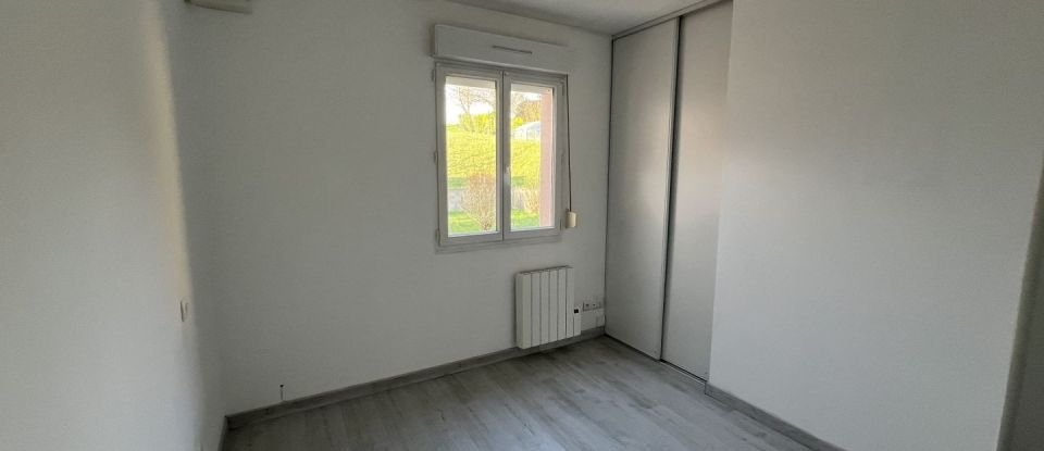 House 6 rooms of 109 m² in Hubersent (62630)