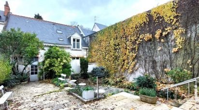 House 13 rooms of 340 m² in Tours (37100)