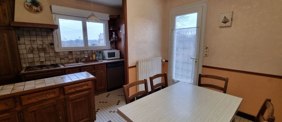 House 4 rooms of 86 m² in Les Epesses (85590)
