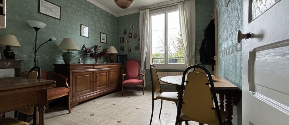 Maison 7 pièces de 111 m² à Savigny-sur-Orge (91600)