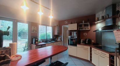 House 7 rooms of 167 m² in Arsac (33460)