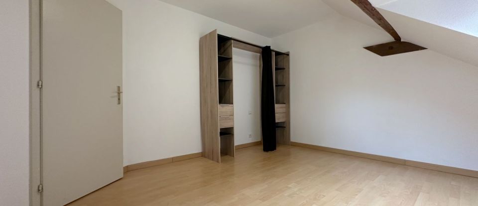 Apartment 3 rooms of 77 m² in Sarrebourg (57400)