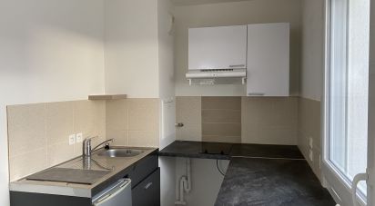 Apartment 2 rooms of 45 m² in Cergy (95800)