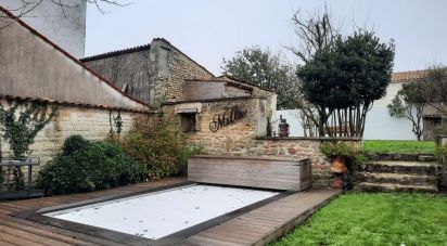 House 6 rooms of 200 m² in Croix-Chapeau (17220)