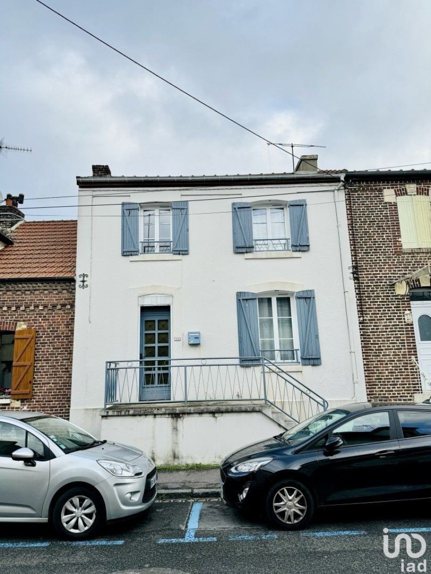 House 5 rooms of 85 m² in Margny-lès-Compiègne (60280)