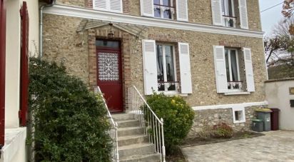 House 4 rooms of 163 m² in Gournay-sur-Marne (93460)