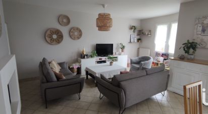 House 6 rooms of 140 m² in Pont-Saint-Martin (44860)