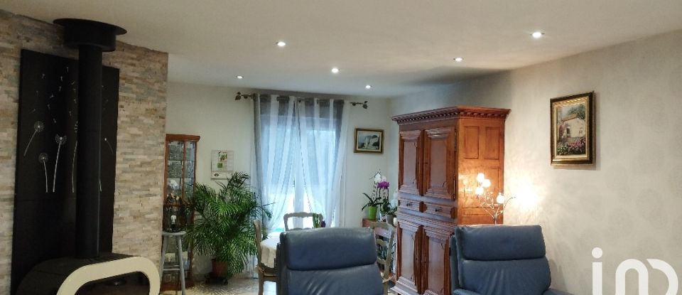 House 5 rooms of 101 m² in Grainville-sur-Odon (14210)