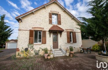 House 6 rooms of 170 m² in Dordives (45680)