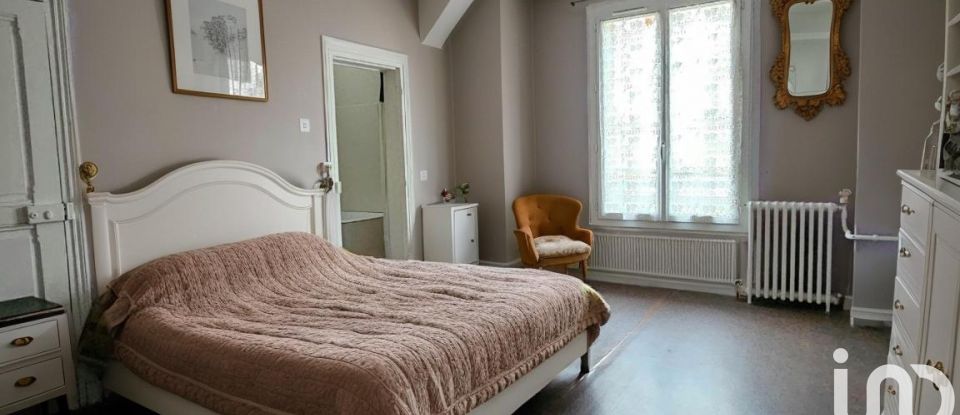 House 9 rooms of 160 m² in Épinay-sur-Seine (93800)