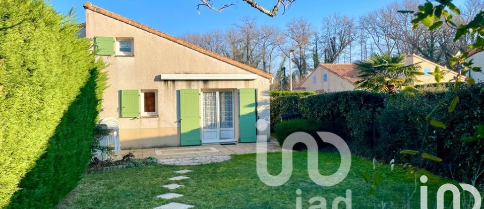 House 2 rooms of 31 m² in Les Mathes (17570)
