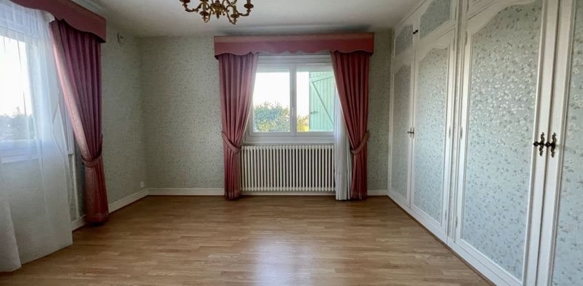 House 7 rooms of 176 m² in Égreville (77620)