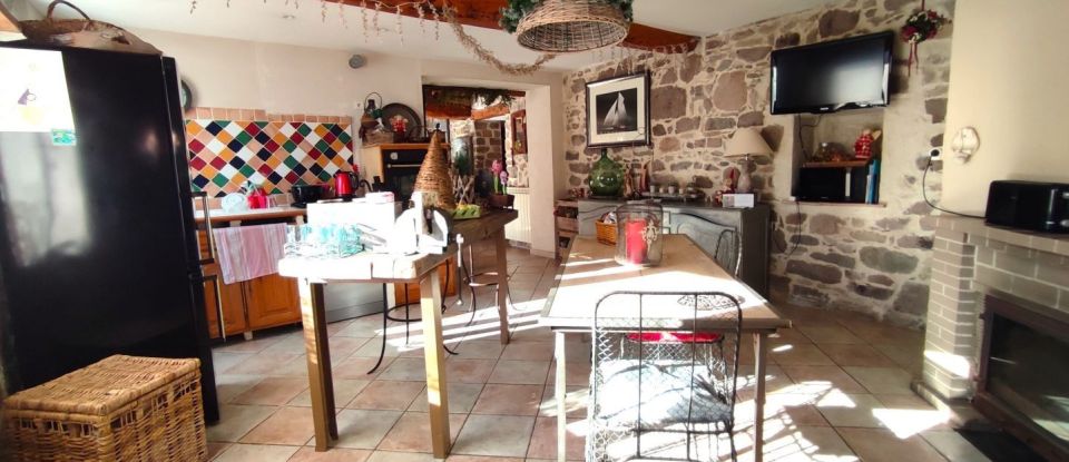 House 4 rooms of 150 m² in Le Muy (83490)