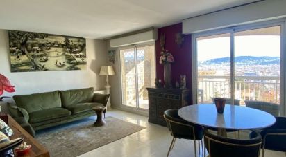 Apartment 3 rooms of 63 m² in Nice (06000)