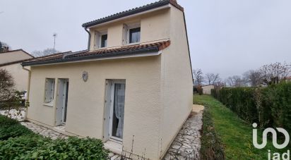 House 5 rooms of 114 m² in Arpajon-sur-Cère (15130)