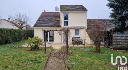 House 5 rooms of 114 m² in Arpajon-sur-Cère (15130)
