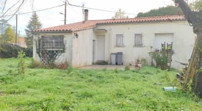 House 4 rooms of 69 m² in Surgères (17700)