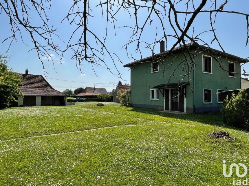 House 6 rooms of 138 m² in Simard (71330)