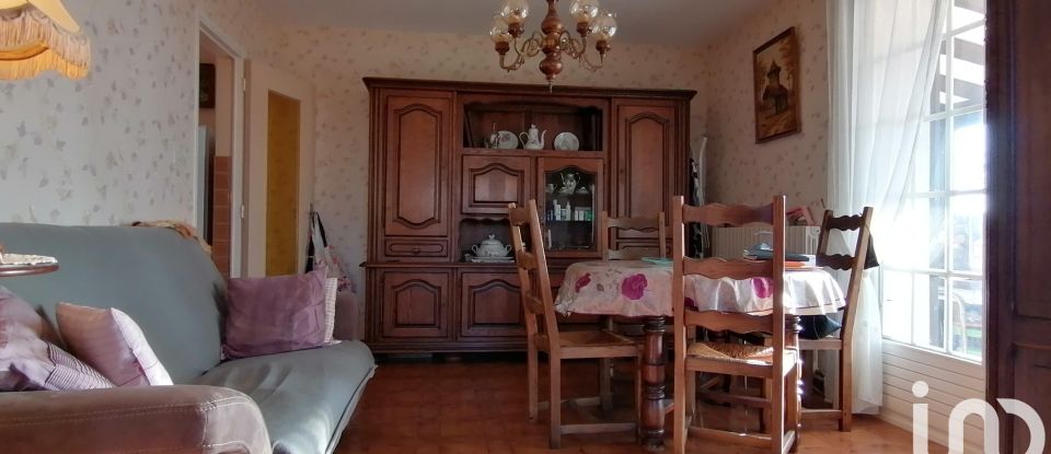 Traditional house 5 rooms of 97 m² in Luxémont-et-Villotte (51300)