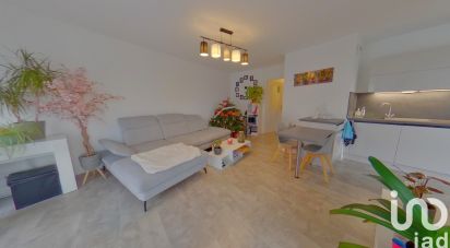 Apartment 3 rooms of 62 m² in Savigny-le-Temple (77176)