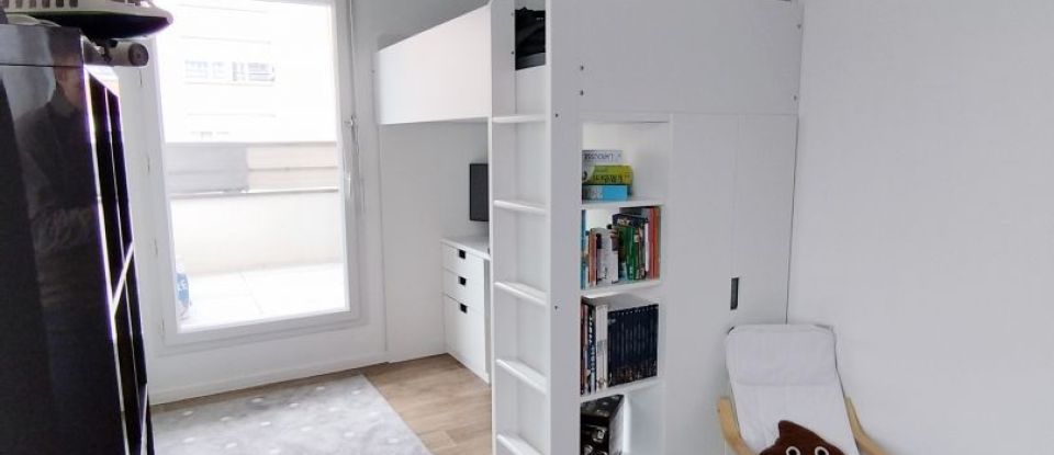 Apartment 5 rooms of 98 m² in Les Ulis (91940)