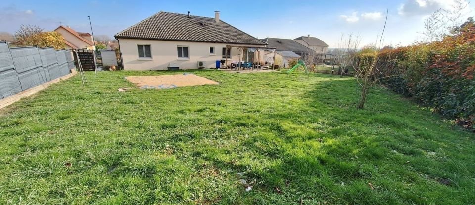 House 8 rooms of 159 m² in Gélannes (10100)