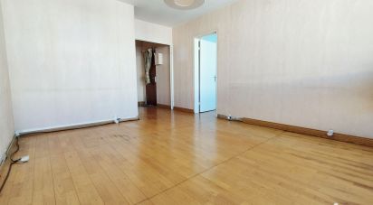 Appartement 2 pièces de 45 m² à Les Ulis (91940)