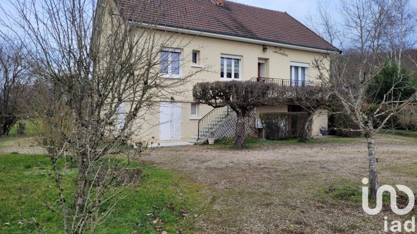 Maison 6 pièces de 163 m² à Rigny-sur-Arroux (71160)