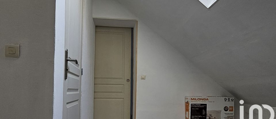 Maison traditionnelle 6 pièces de 159 m² à Vasselay (18110)