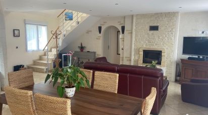 House 6 rooms of 115 m² in Dreux (28100)