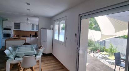 House 8 rooms of 195 m² in Royan (17200)