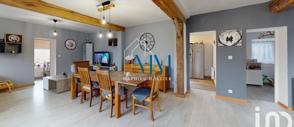 House 4 rooms of 110 m² in Saint-Maixme-Hauterive (28170)