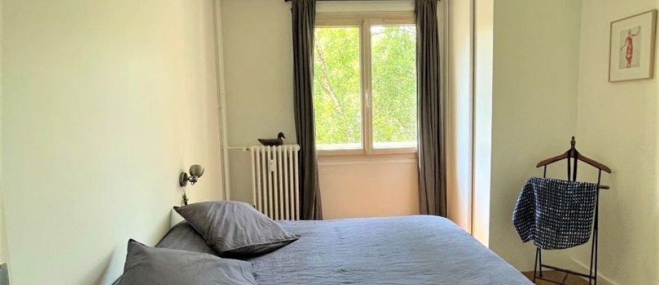 Apartment 3 rooms of 55 m² in Saint-Cloud (92210)