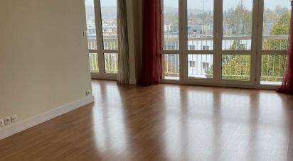 Apartment 4 rooms of 69 m² in Chaville (92370)