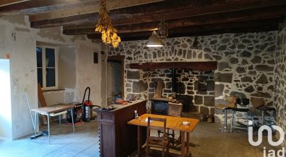 Country house 3 rooms of 120 m² in Sainte-Eulalie (15140)