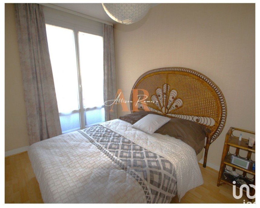 Apartment 4 rooms of 69 m² in Villeneuve-la-Garenne (92390)