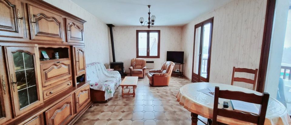Maison 3 pièces de 82 m² à Mazeyrat-d'Allier (43300)
