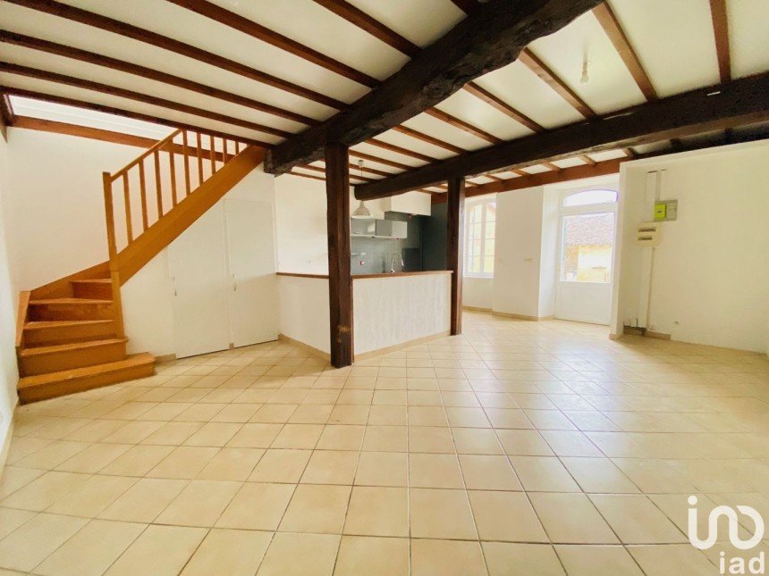 House 3 rooms of 72 m² in Vérac (33240)