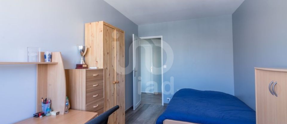 Appartement 4 pièces de 126 m² à Puteaux (92800)